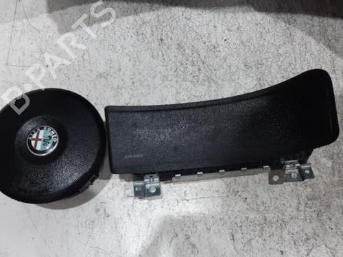 Driver airbag ALFA ROMEO 159 Sportwagon (939_) 2.4 JTDM (939BXD1B, 939BXD12) | BP31507630C9 