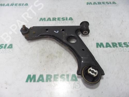 Used Left front suspension arm FIAT QUBO (225_) 1.3 D Multijet (225CXB1A, 225AXB1A, 225CXB11, 225AXB11,... (75 hp) 31488172