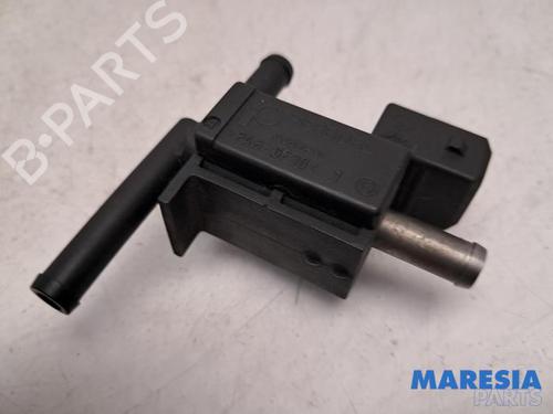 Used Electronic sensor RENAULT MEGANE III Grandtour (KZ0/1) 1.2 TCe (KZ2B, KZ11) (116 hp) 31496775