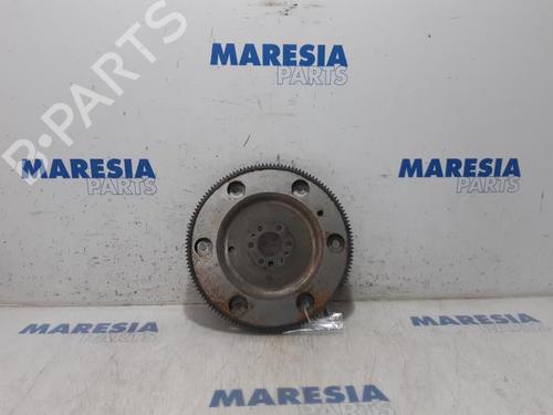 Kopling /lamell PEUGEOT 3008 II SUV (MC_, MR_, MJ_, M4_) 1.2 THP/ PureTech 130 (MRHNSM, MRHNSU, MRHNSJ, MRHNYW,... (131 hp) 31533857