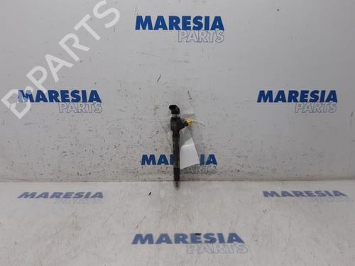 Used Injector PEUGEOT BOXER Van 2.2 HDi 110 (110 hp) 31451944