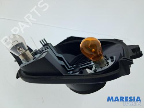 Lampeholder Lampeholder PEUGEOT 208 I (CA_, CC_) 1.0 VTi (68 hp) 36880188 36880188