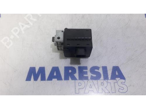 Engine control unit (ECU) RENAULT MEGANE III Grandtour (KZ0/1) 1.5 dCi (KZ09, KZ0D, KZ1G, KZ29, KZ14, KZ1W, KZ10, KZ1F,... | BP31463500M57 