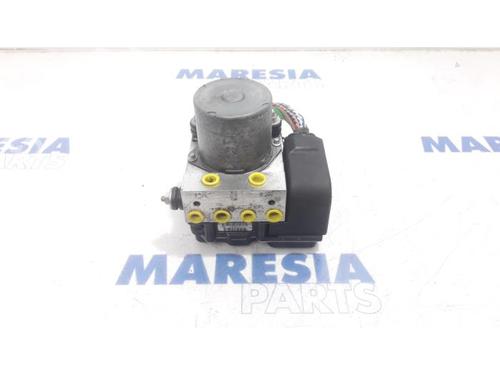 Used ABS pump PEUGEOT 3008 I MPV (0U_) 1.6 VTi (120 hp) 31416356