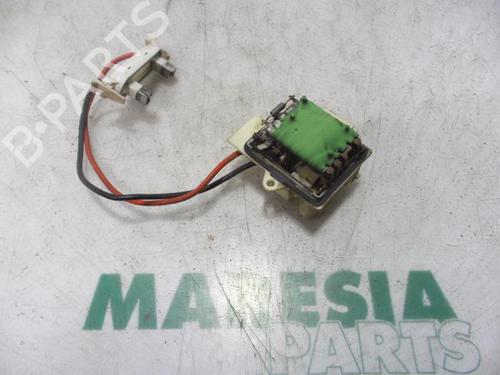 electronic-sensor-renault-clio-ii-bb_-cb_-1998-1999-2000-2001-2002-2003-2004-2005-2006-2007-2008-2009-2010-2011-2012-2013-2014-2015-2016-31492248 main image