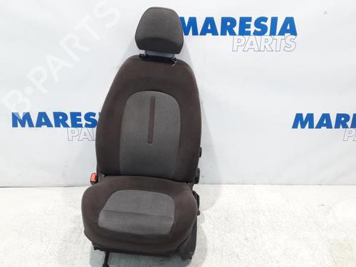 Used Right front seat FIAT BRAVO II (198_) 1.4 T-Jet (198AXF1B) (150 hp) 31421797