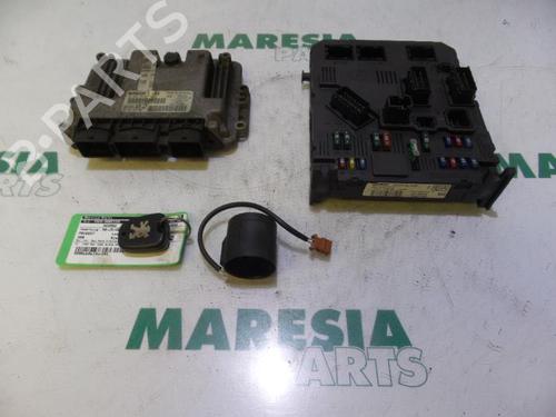 Used Engine control unit (ECU) PEUGEOT 206 Hatchback (2A/C) 1.4 HDi eco 70 (68 hp) 31521271
