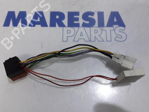 Used Wiring harness RENAULT CLIO IV Grandtour (KH_) 0.9 TCe 90 (90 hp) 31531709