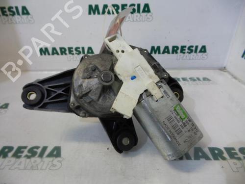 Used Rear wiper motor RENAULT MEGANE II Estate (KM0/1_) 1.9 dCi (KMRG, KM1G, KM0G, KM2C) (120 hp) 31498713