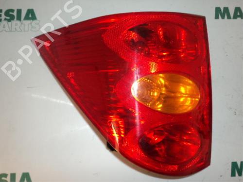 left-taillight-peugeot-1007-km_-2005-31407163 main image