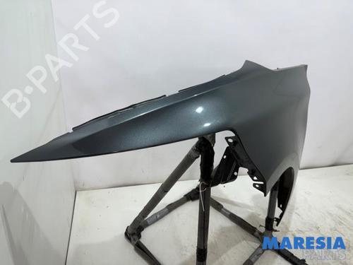 Used Left front fenders CITROËN C4 Picasso II 1.6 THP 155 (156 hp) 31499052