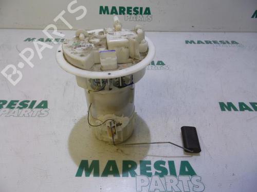 Used Fuel pump PEUGEOT 208 I (CA_, CC_) 1.2 VTI 82 (82 hp) 31514758