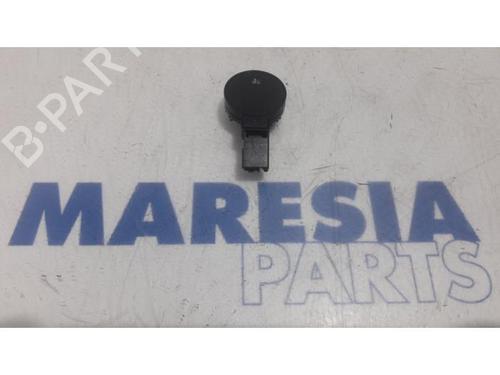 Used Electronic sensor PEUGEOT 308 II (LB_, LP_, LW_, LH_, L3_) 1.2 THP 130 (131 hp) 31520225