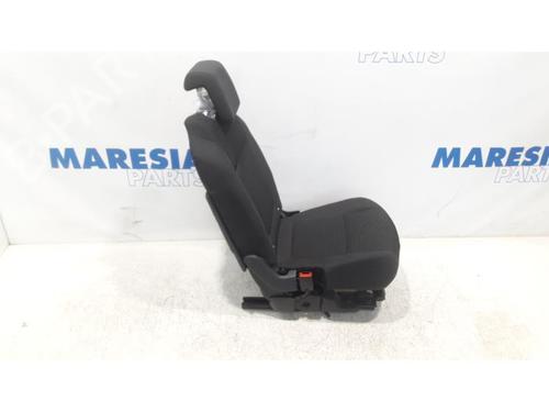 Left front seat PEUGEOT 5008 (0U_, 0E_) 1.6 HDi | BP31436400C15 - Image 2