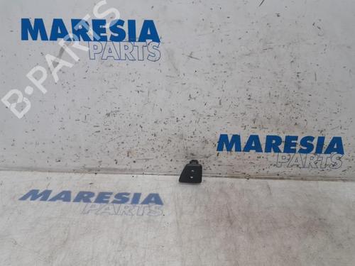 switch-fiat-500-312_-2007-31387097 main image