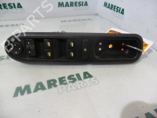Used Switch PEUGEOT 407 SW (6E_, 6D_) 1.6 HDi 110 (109 hp) 31534491