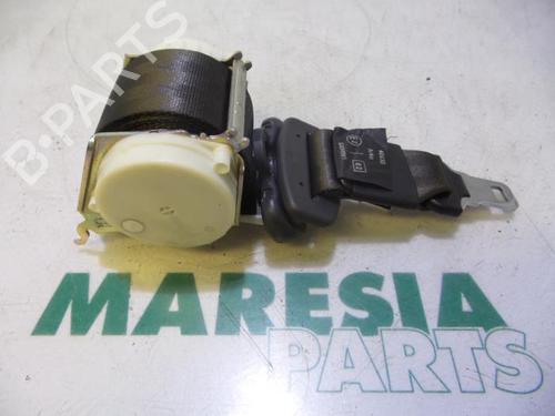 rear-center-seatbelt-renault-clio-iii-br01-cr01-2005-2006-2007-2008-2009-2010-2011-2012-2013-2014-31471273 main image