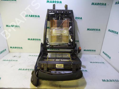 Portavasos/Objetos LANCIA THESIS (841_) 2.4 (841AXB1B00) (170 hp) 31454726