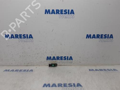 Used Electronic sensor RENAULT CLIO IV Grandtour (KH_) 0.9 TCe 90 (90 hp) 31505029