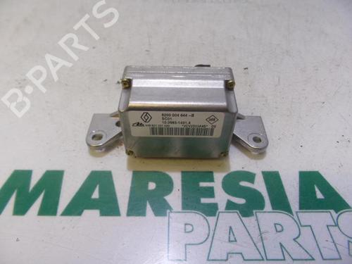 Used Electronic module RENAULT VEL SATIS (BJ0_) 3.5 V6 (BJ0R, BJ0V, BJ0U) (241 hp) 31468364