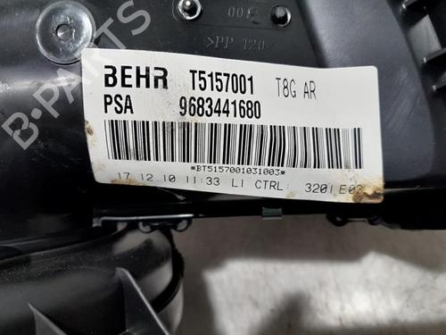 Heater blower motor PEUGEOT 5008 (0U_, 0E_) 1.6 HDi | BP31417937M62 