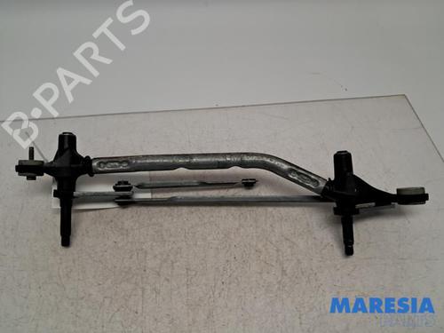 Used Front wipers mechanism Front wipers mechanism FIAT 500e (332_) Elektro 3+1 (FA1) (118 hp) 36280626 36280626