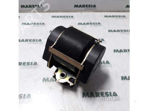 Used Front right seatbelt RENAULT TRAFIC II Van (FL) 1.9 dCi 100 (FL0C, FL0K, FL0B) (101 hp) 31467010