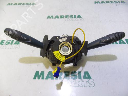 Used Switch FIAT DOBLO MPV (119_, 223_) 1.6 16V (223AXD1A) (103 hp) 31501868