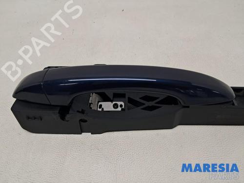 Maniglia esterna posteriore sinistra RENAULT MEGANE IV Hatchback (B9A/M/N_) 1.2 TCe 130 (B9MR) (130 hp) 31816739