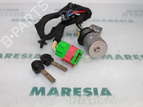 Used Ignition barrel PEUGEOT 807 (EB_) 2.2 (158 hp) 31463008