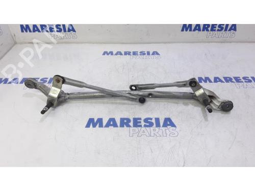 Used Front wipers mechanism RENAULT MEGANE IV Grandtour (K9A/M/N_) 1.5 dCi 110 (110 hp) 31459102