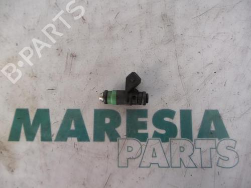 injector-renault-laguna-ii-grandtour-kg01_-2001-2002-2003-2004-2005-2006-2007-31419489 main image