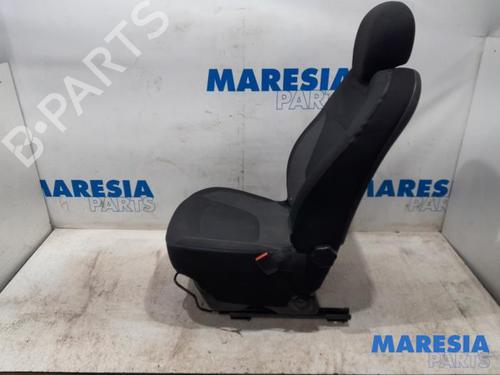 Right front seat RENAULT CAPTUR I (J5_, H5_) 0.9 TCe 90 | BP31395069C16 