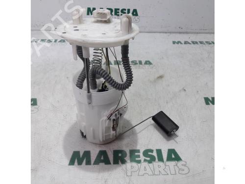 Bränslepump DACIA DOKKER Box Body/MPV 1.5 dCi 75 / Blue dCi 75 (FEJW, FEAH) (75 hp) 31405064