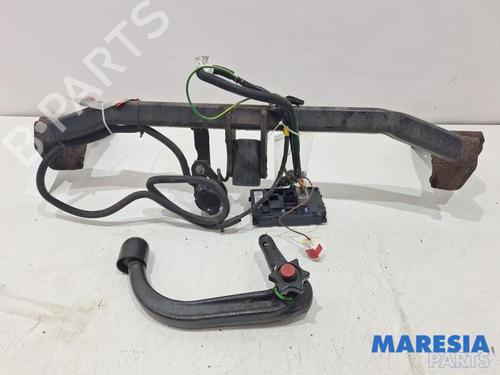 Bola de reboque/mecanismo PEUGEOT 308 I (4A_, 4C_) 1.6 THP 16V (156 hp) 31470709