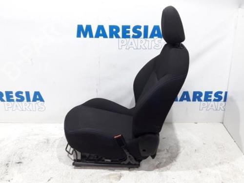 Right front seat PEUGEOT 208 I (CA_, CC_) 1.2 PureTech 82 | BP31392530C16