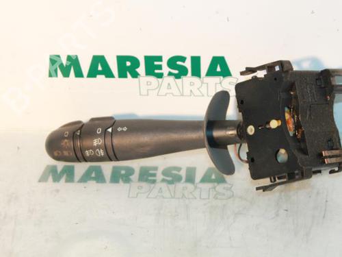 Used Steering column stalk RENAULT LAGUNA II Grandtour (KG0/1_) 1.6 16V (KG0A, KG0L) (107 hp) 31463455