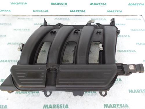 Used Injection rail RENAULT MEGANE I Grandtour (KA0/1_) 1.6 16V (KA0B, KA04, KA11) (107 hp) 31529917