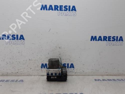 Used ABS pump FIAT SCUDO Van (270_, 272_) 2.0 D Multijet (120 hp) 31424866