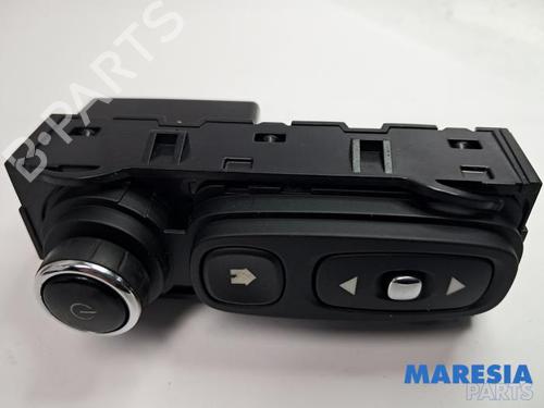 Switch RENAULT ZOE Hatchback Van (BFM_) Electric (BFME) | BP38758712I30 - Image 4