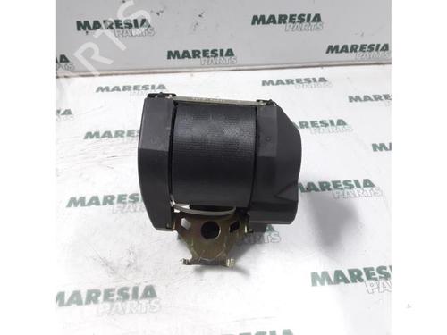 Used Rear center seatbelt RENAULT CLIO II (BB_, CB_) 1.2 16V (BB05, BB0W, BB11, BB27, BB2T, BB2U, BB2V, CB05,... (75 hp) 31481025