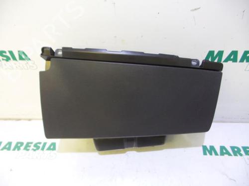 Handskerum CITROËN BERLINGO Box Body/MPV (B9) 1.6 HDi / BlueHDi 75 | BP31391304C95