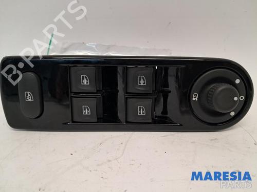 Used Switch RENAULT CLIO IV (BH_) 0.9 TCe 90 (BHNF, BHMA, BHMH, BHJK, BHJR) (90 hp) 31441373