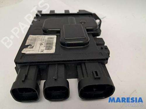 Used Electronic module RENAULT MEGANE III Grandtour (KZ0/1) 1.2 TCe (KZ2B, KZ11) (116 hp) 31396140