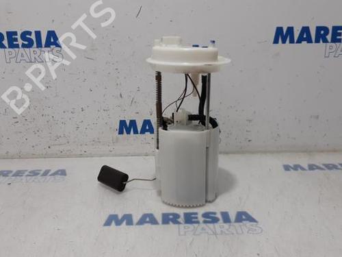 Used Fuel pump FIAT 500 C (312_) 0.9 (312AG1A) (86 hp) 31444692