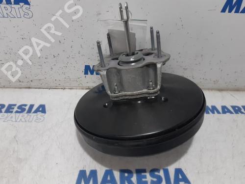 Used Servo brake RENAULT MEGANE IV Hatchback (B9A/M/N_) 1.2 TCe 130 (B9MR) (130 hp) 31400917