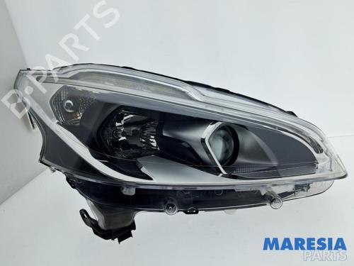 Used Right headlight Right headlight 38937430 38937430