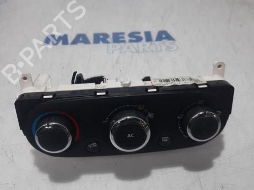 Used Climate control RENAULT CLIO IV (BH_) 1.5 dCi 90 (90 hp) 31529376
