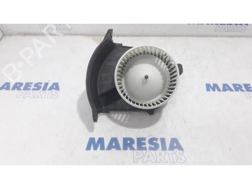 Used Heater blower motor RENAULT KANGOO / GRAND KANGOO II (KW0/1_) 1.2 TCe 115 (KW02, KW14) (115 hp) 31456773
