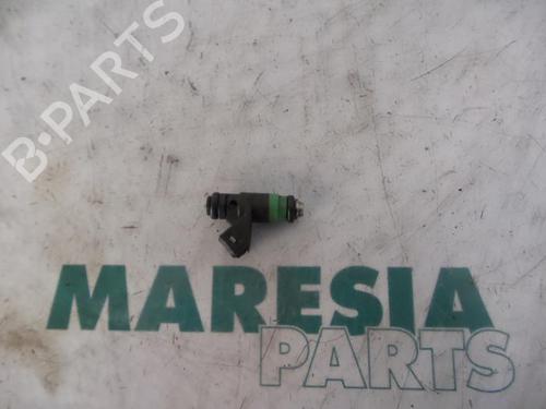 Used Injector RENAULT LAGUNA II Grandtour (KG0/1_) 1.8 16V (KG0B, KG0M) (120 hp) 31485477